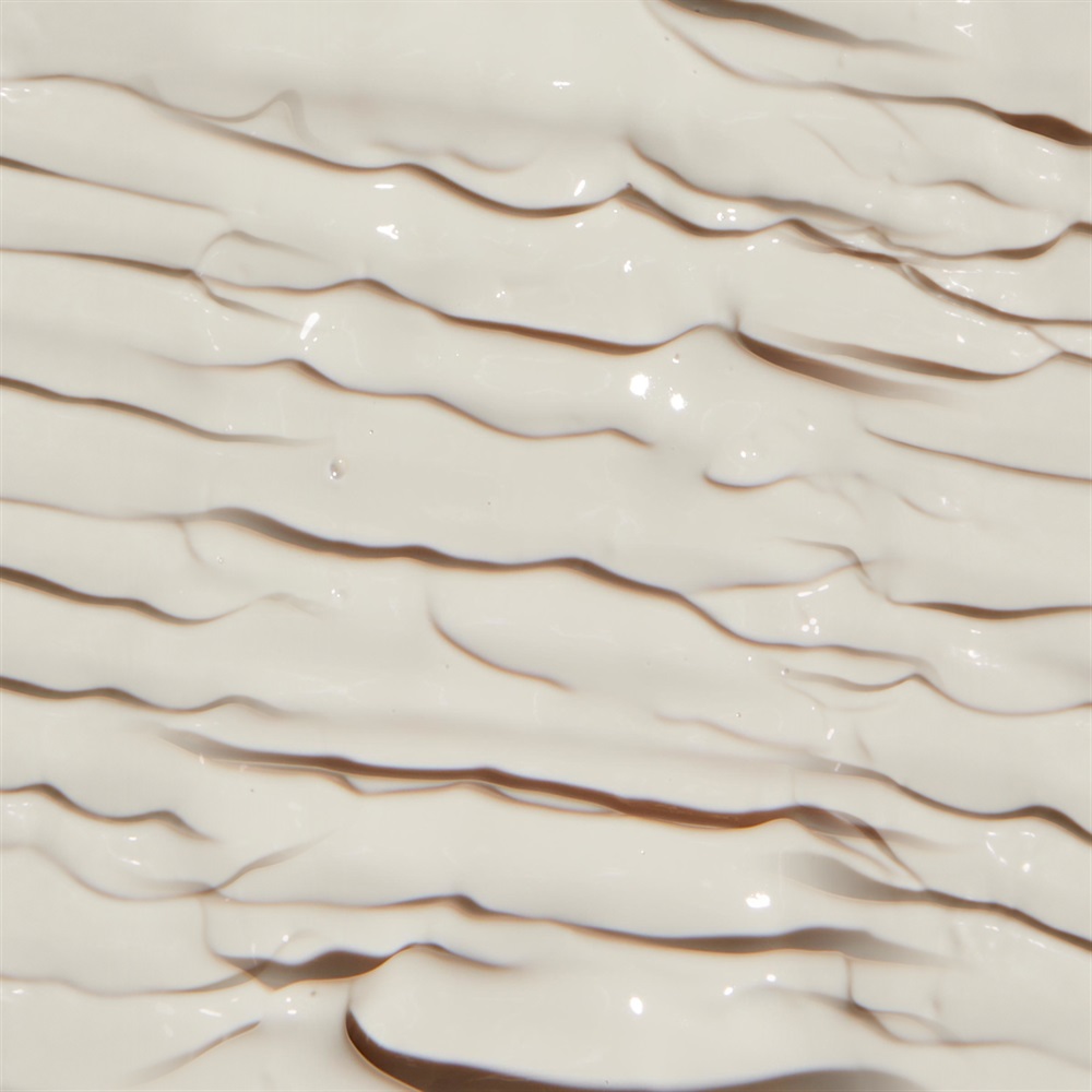 The Ordinary Mineral UV Filters SPF 30 with Antioxidants-ის კრემის ტექსტურა